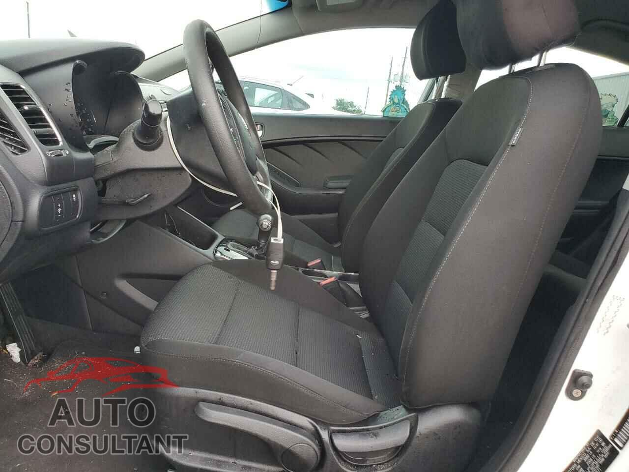 KIA FORTE 2017 - 3KPFK4A72HE017571