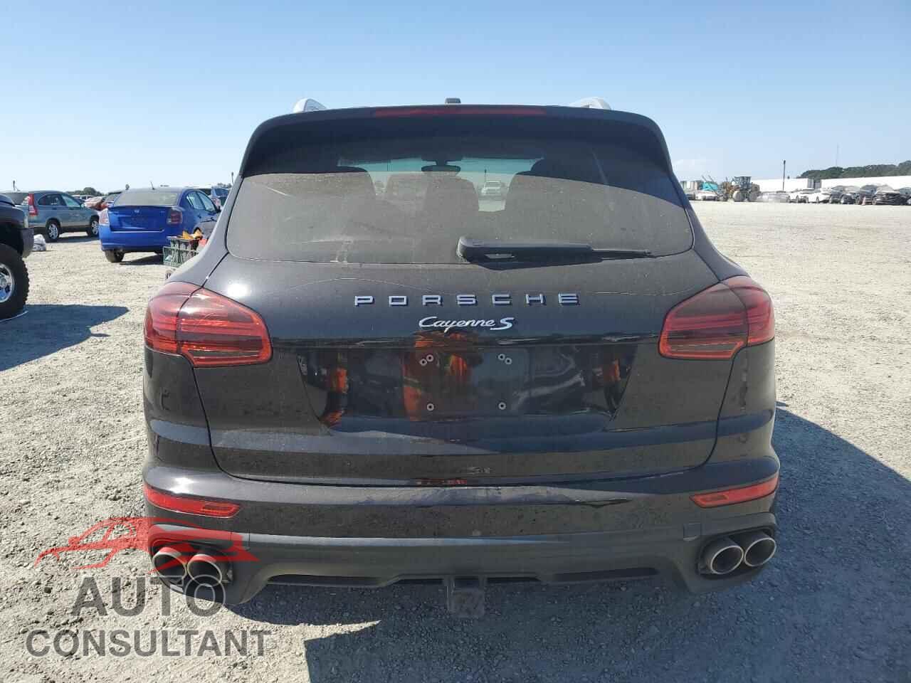 PORSCHE CAYENNE 2016 - WP1AB2A23GLA96711