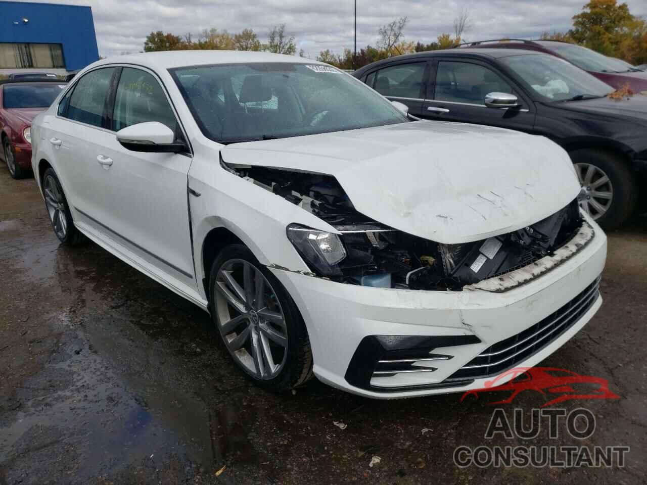 VOLKSWAGEN PASSAT 2017 - 1VWDT7A32HC012930