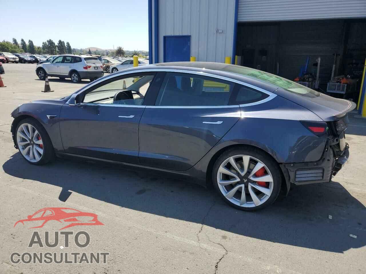 TESLA MODEL 3 2019 - 5YJ3E1EB8KF522409