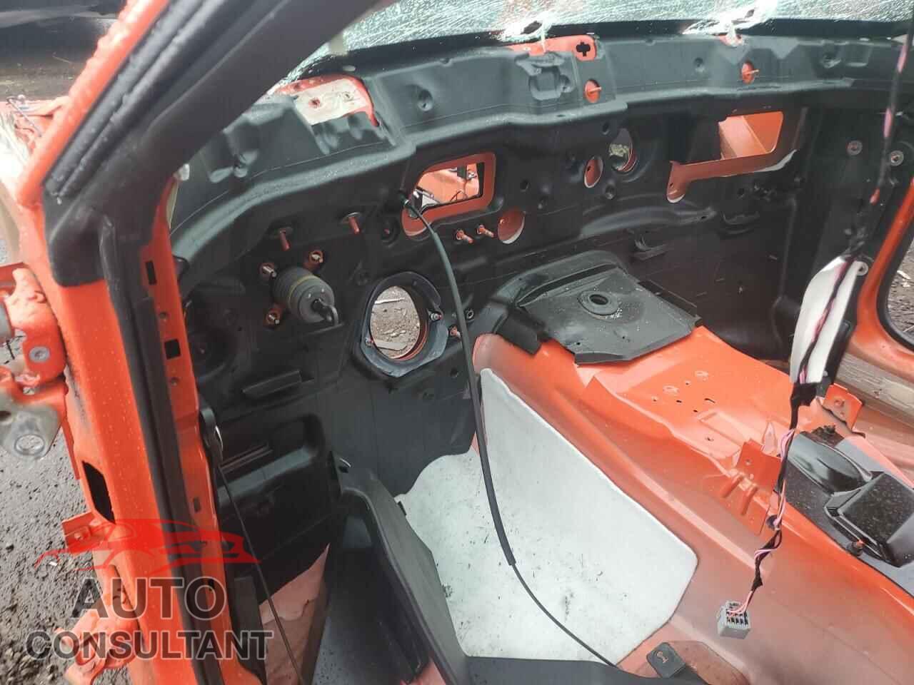 DODGE CHALLENGER 2019 - 2C3CDZL97KH570080