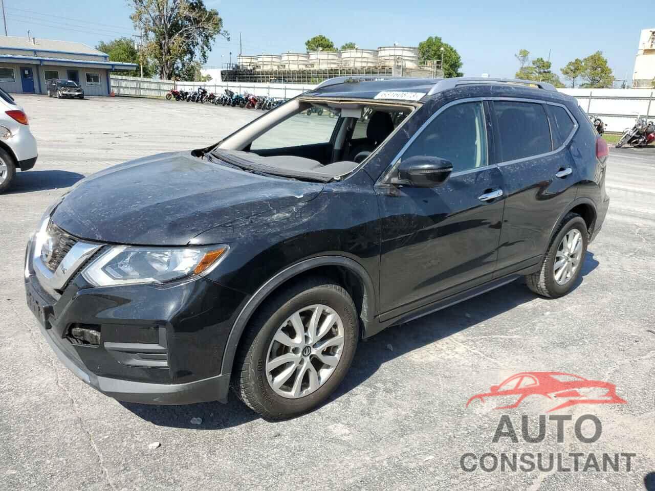 NISSAN ROGUE 2017 - KNMAT2MT3HP514262