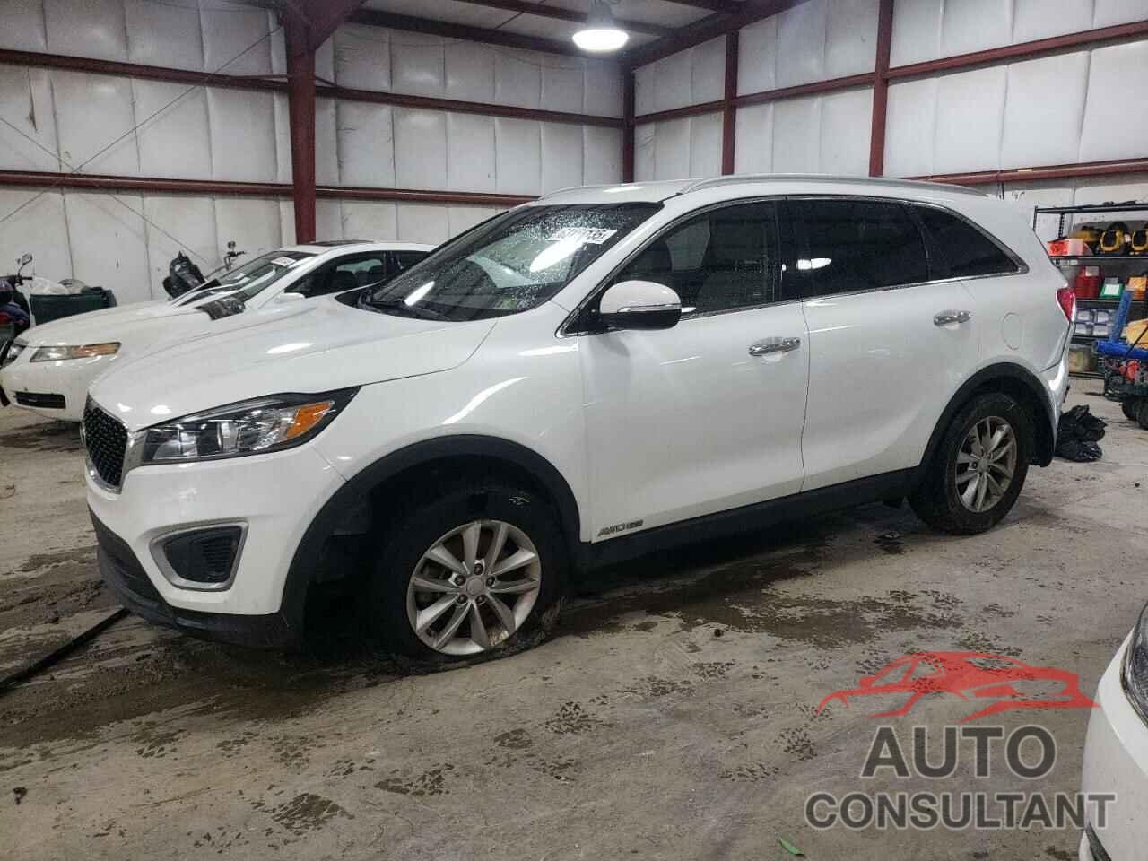 KIA SORENTO 2018 - 5XYPGDA54JG421145