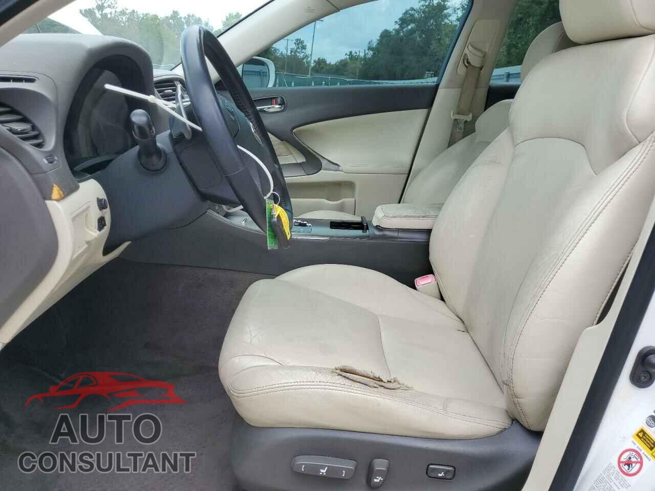 LEXUS IS 2009 - JTHBK262892090716