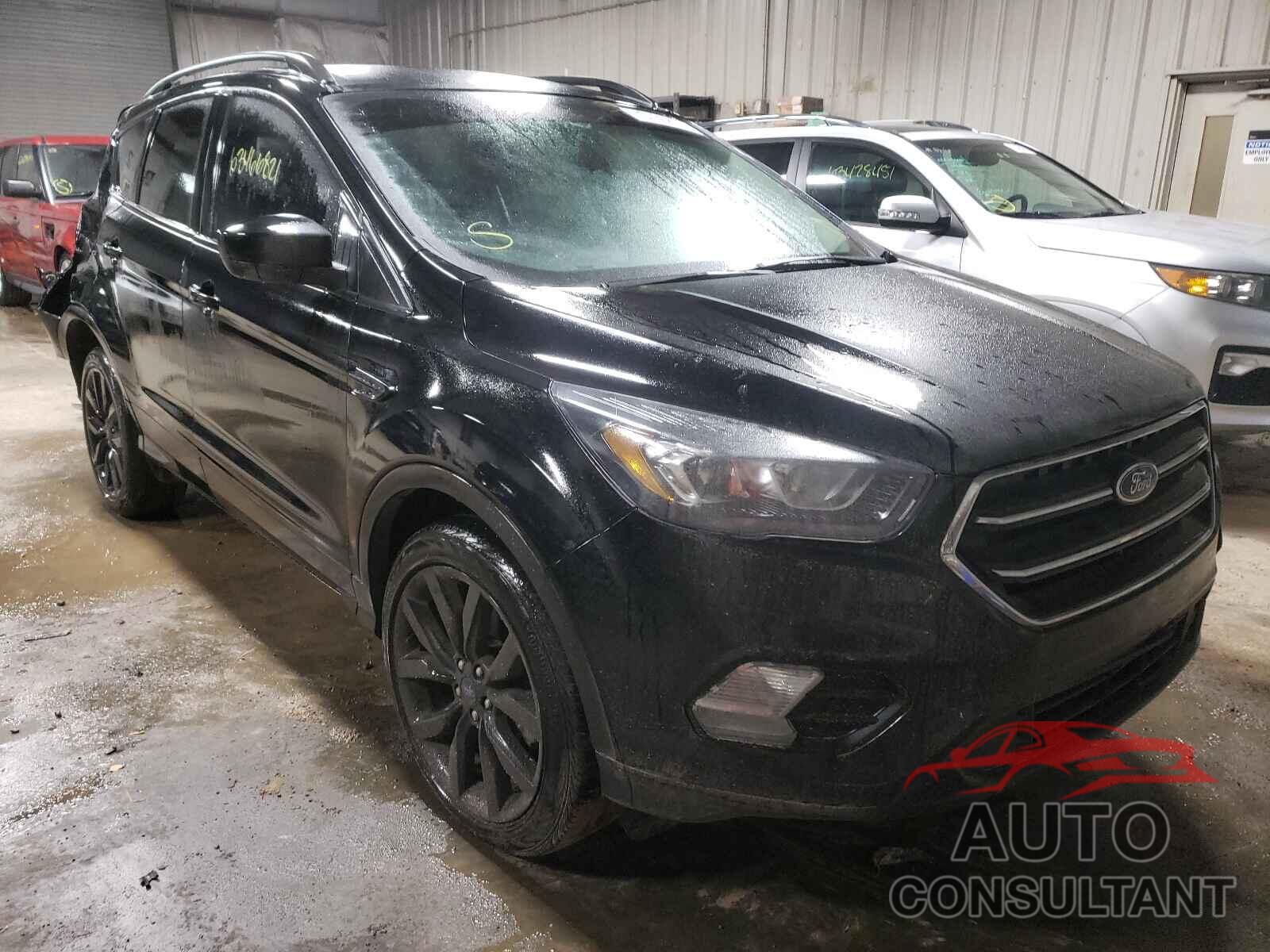 FORD ESCAPE 2018 - 1FMCU9GD0JUC18668