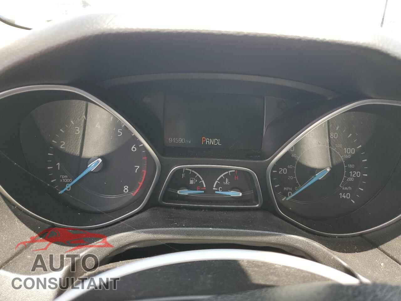 FORD FOCUS 2015 - 1FADP3E24FL376254