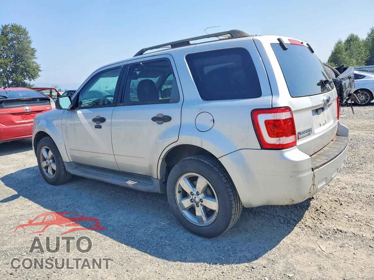 FORD ESCAPE 2009 - 1FMCU93G49KB03840