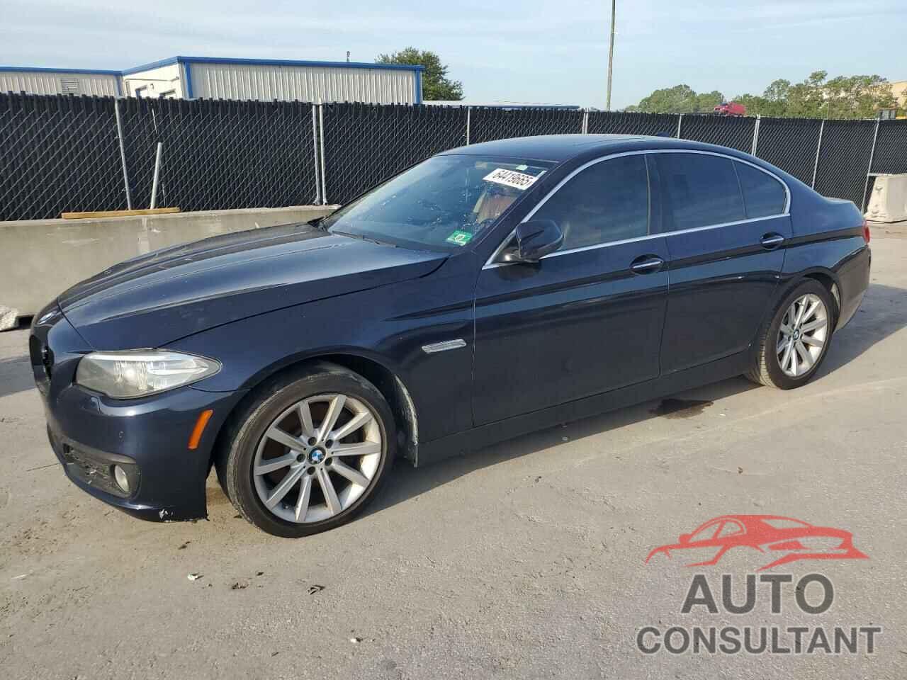 BMW 5 SERIES 2015 - WBA5B3C57FD540100