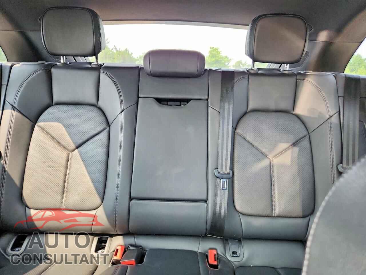 PORSCHE MACAN 2021 - WP1AA2A57MLB08593