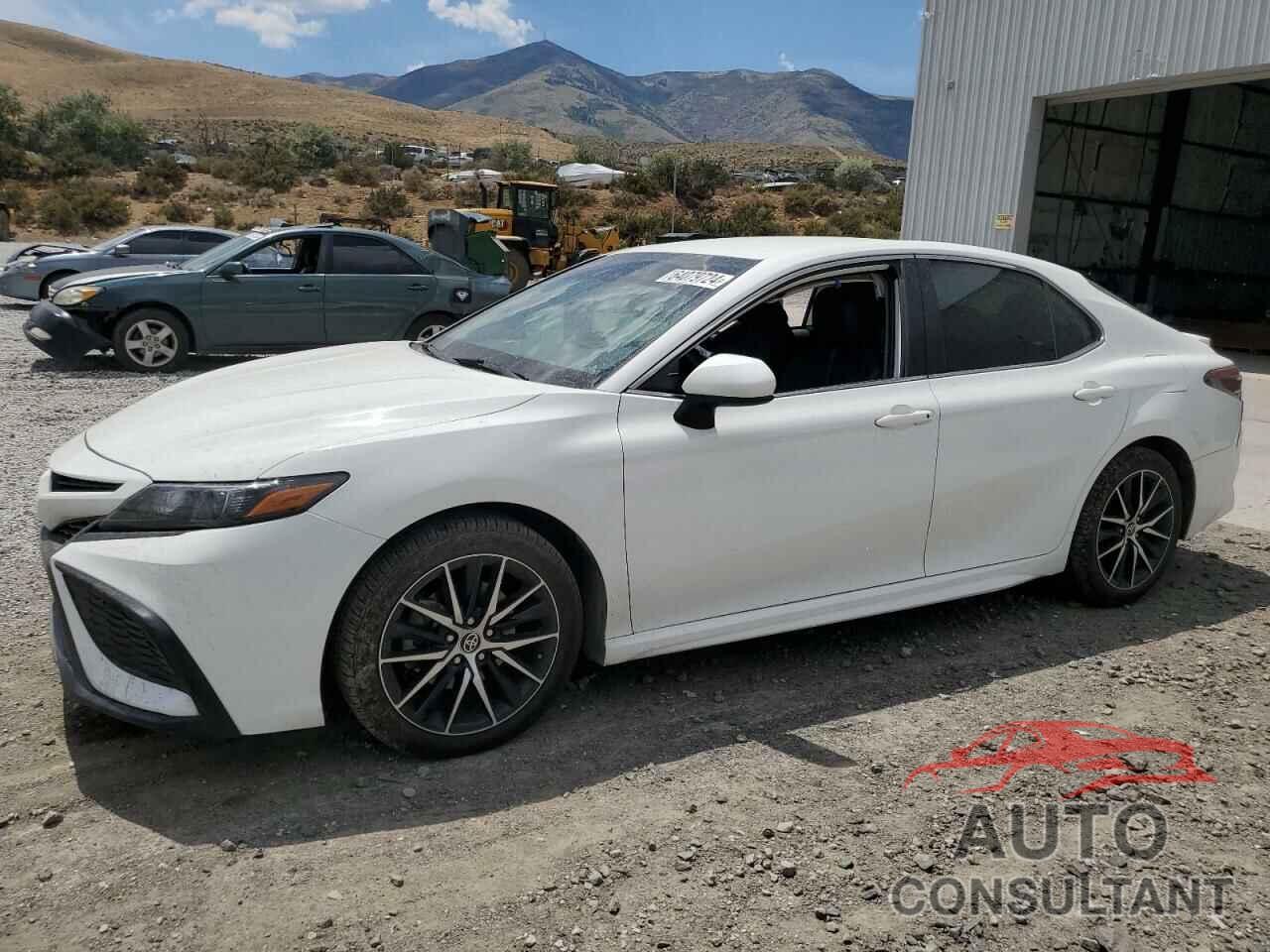 TOYOTA CAMRY 2021 - 4T1G11AK4MU459852