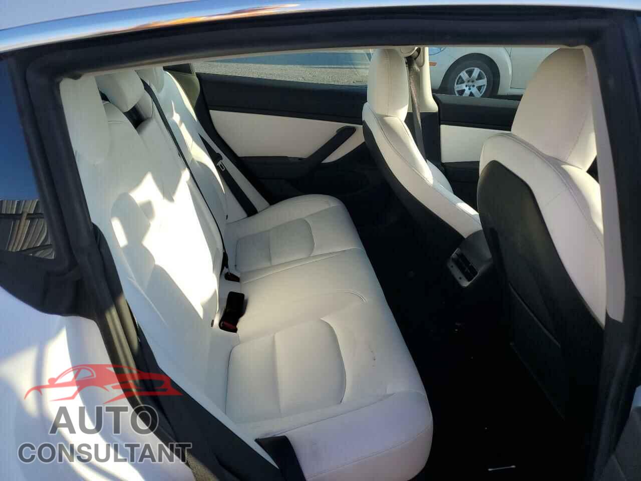 TESLA MODEL 3 2019 - 5YJ3E1EA7KF509447
