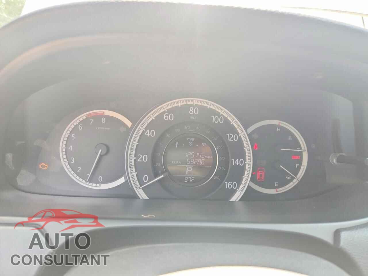 HONDA ACCORD 2015 - 1HGCR2F39FA187176