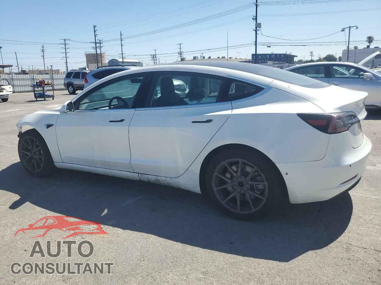 TESLA MODEL 3 2018 - 5YJ3E1EAXJF014917