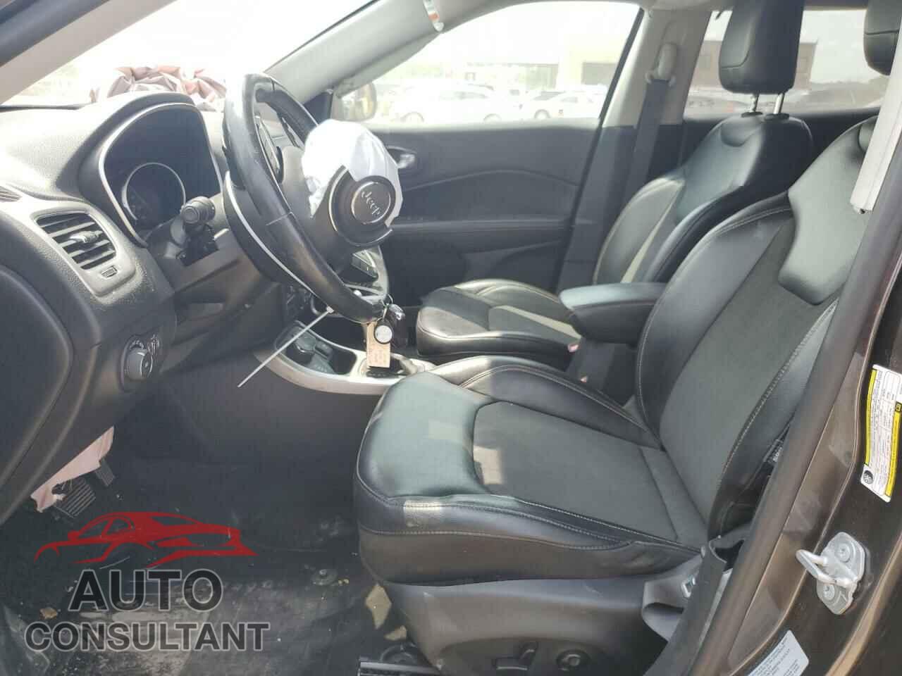 JEEP COMPASS 2017 - 3C4NJDBB8HT632106