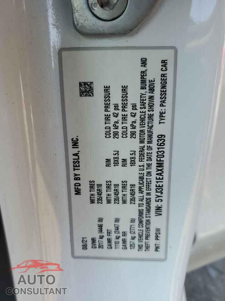 TESLA MODEL 3 2021 - 5YJ3E1EAXMF031639