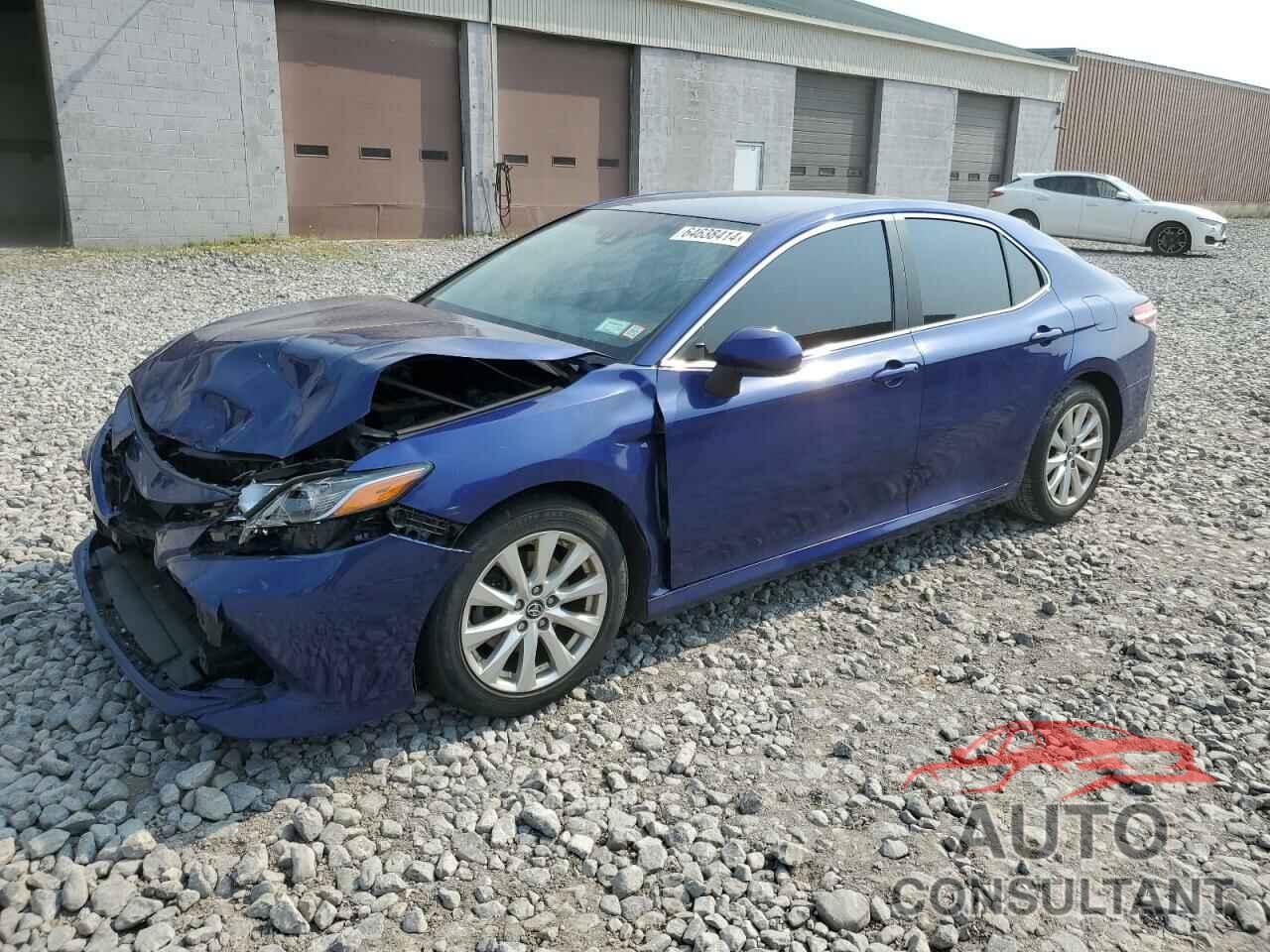 TOYOTA CAMRY 2018 - 4T1B11HK3JU510205