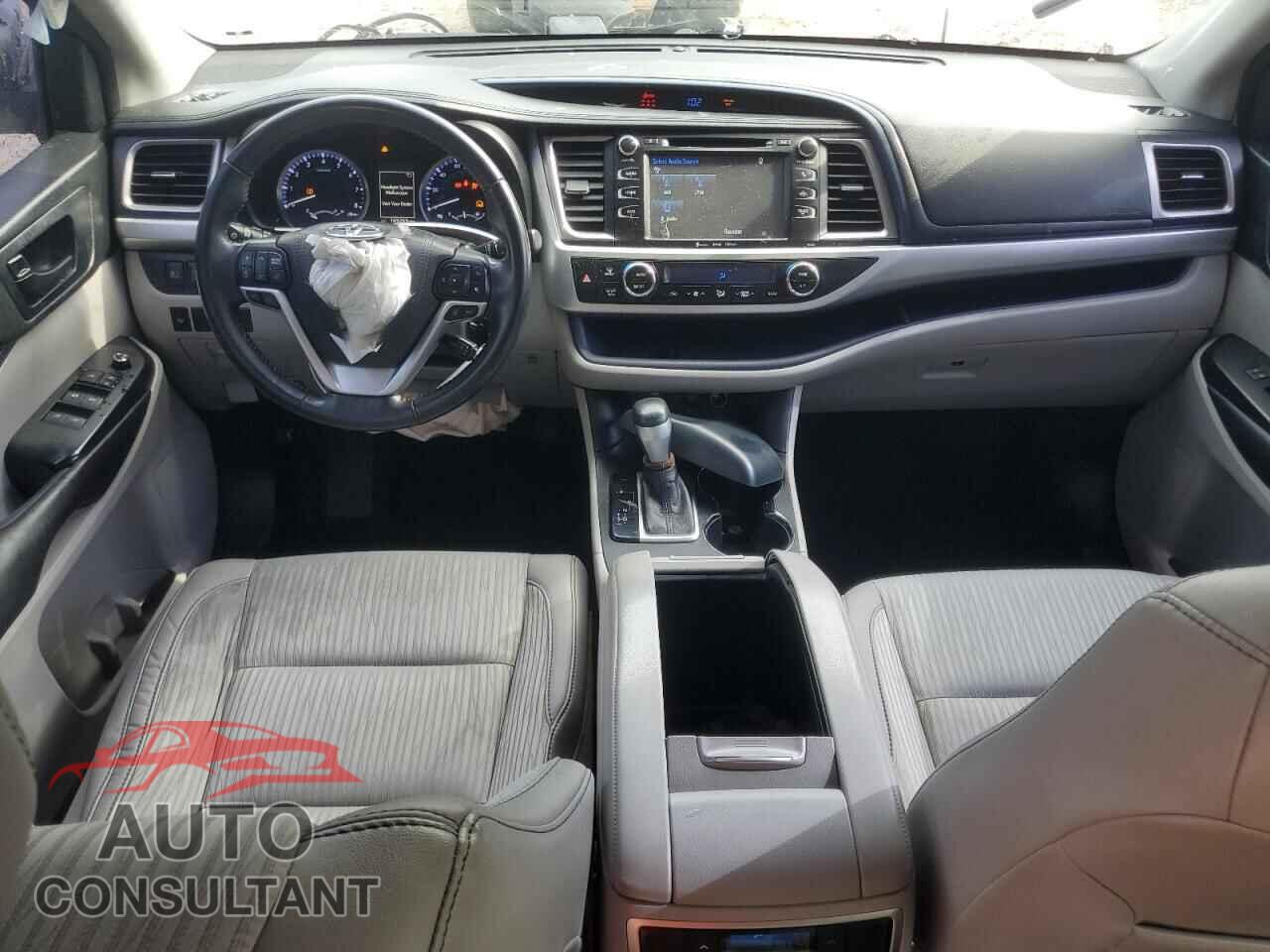 TOYOTA HIGHLANDER 2017 - 5TDZZRFH1HS192522