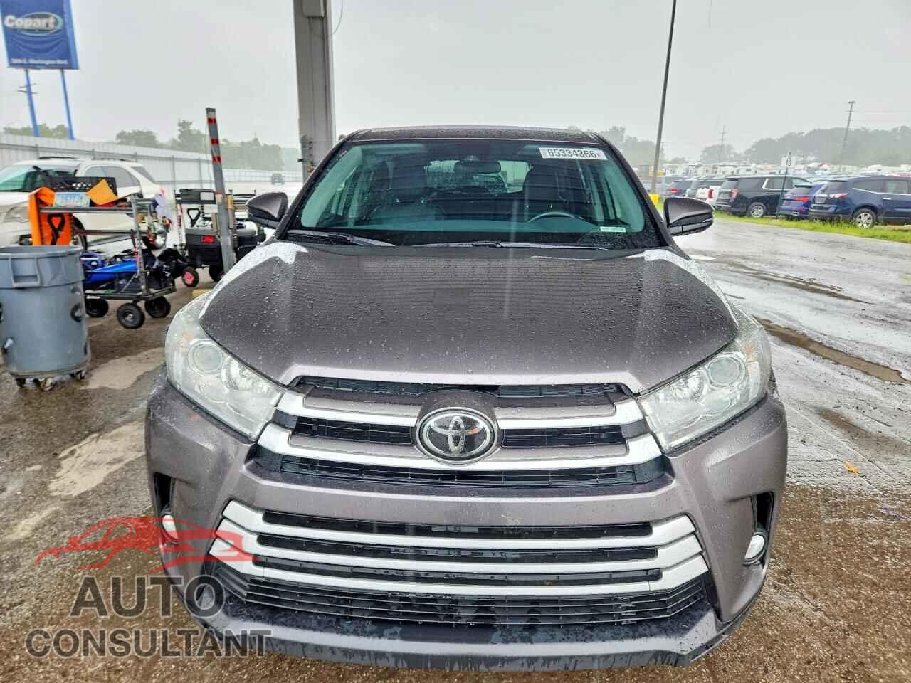 TOYOTA HIGHLANDER 2018 - 5TDBZRFH4JS915108