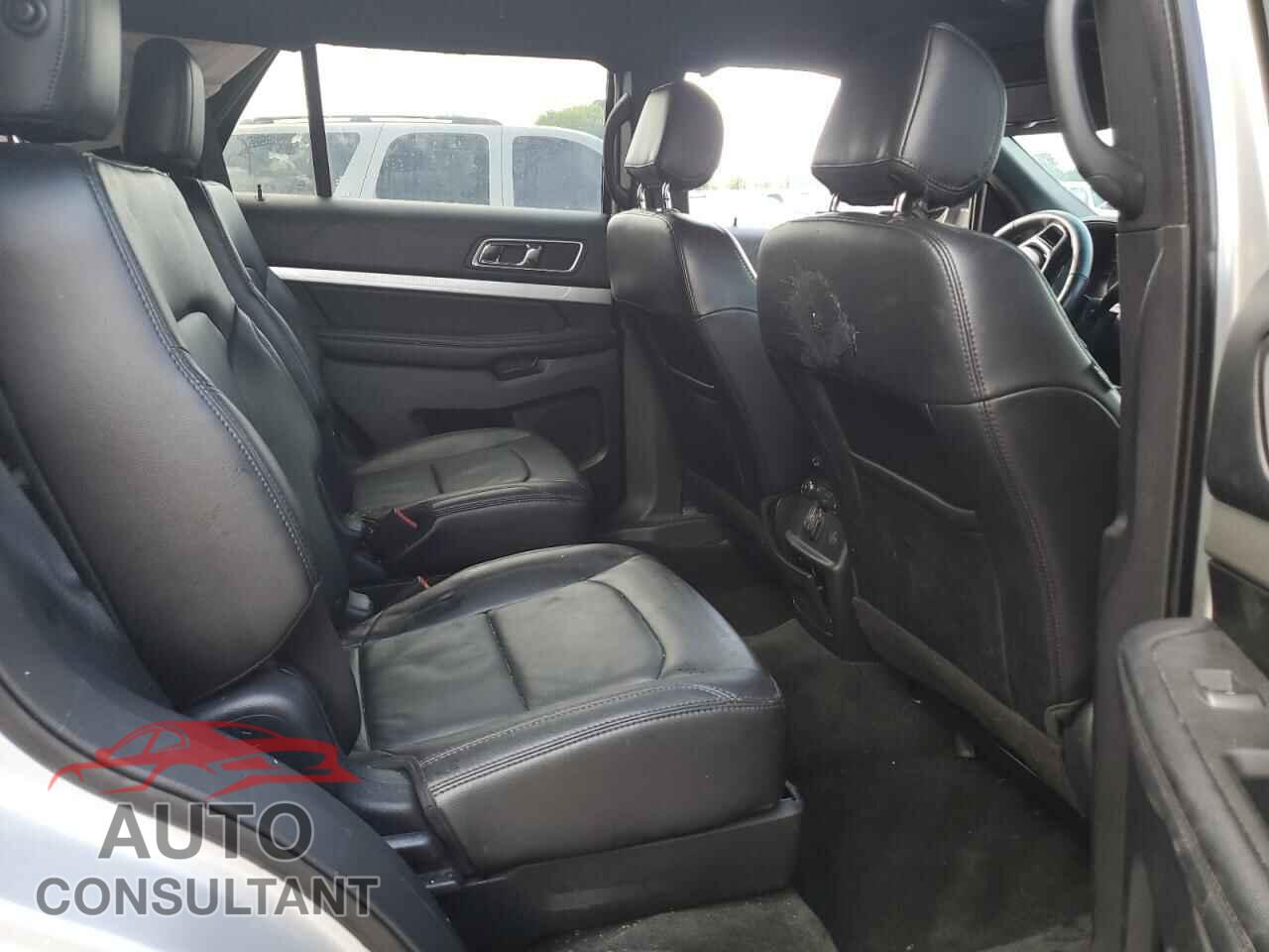 FORD EXPLORER 2017 - 1FM5K7D80HGA53983