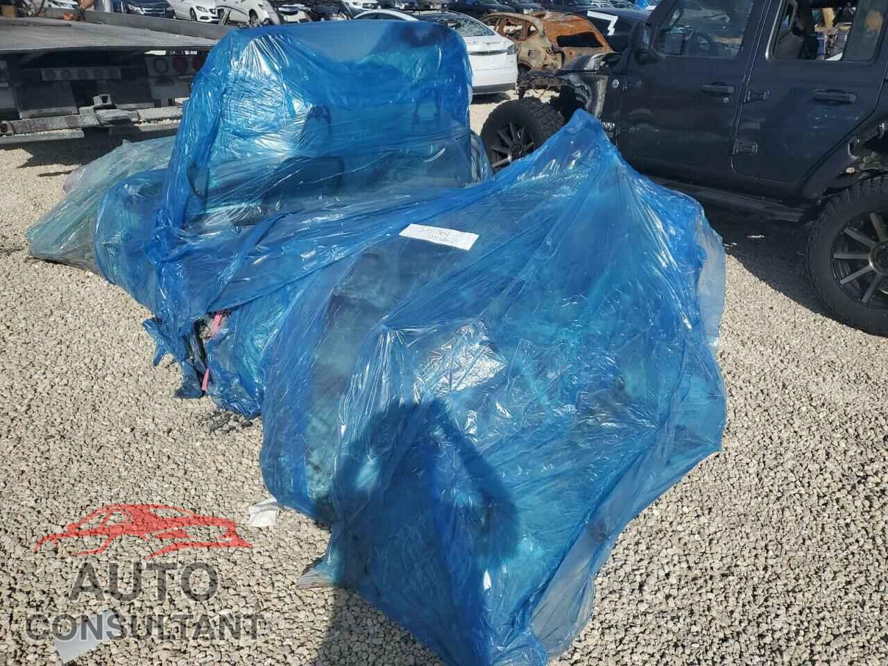 TESLA MODEL X 2018 - 5YJXCAE24JF091041