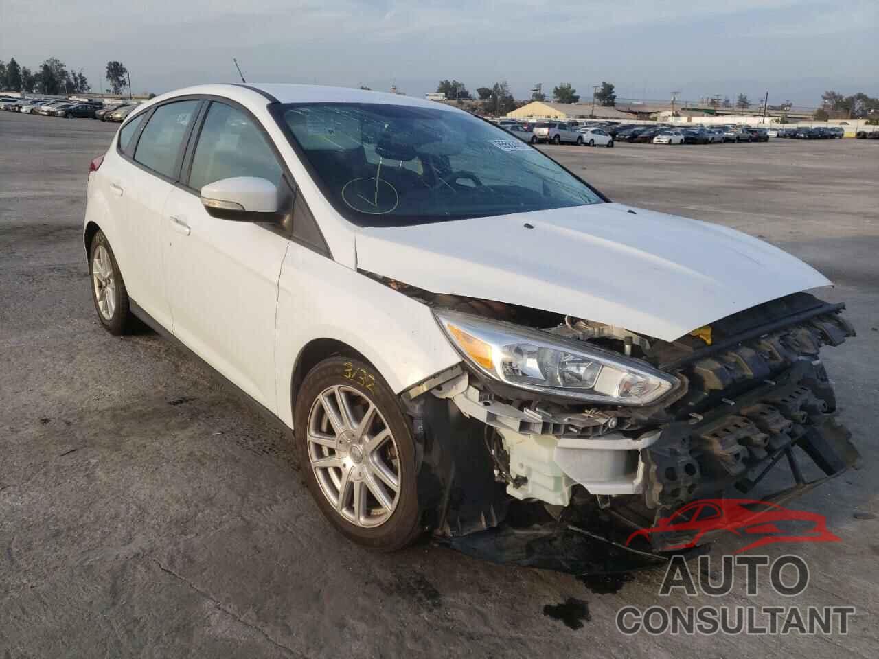 FORD FOCUS 2016 - 1FADP3K23GL268861