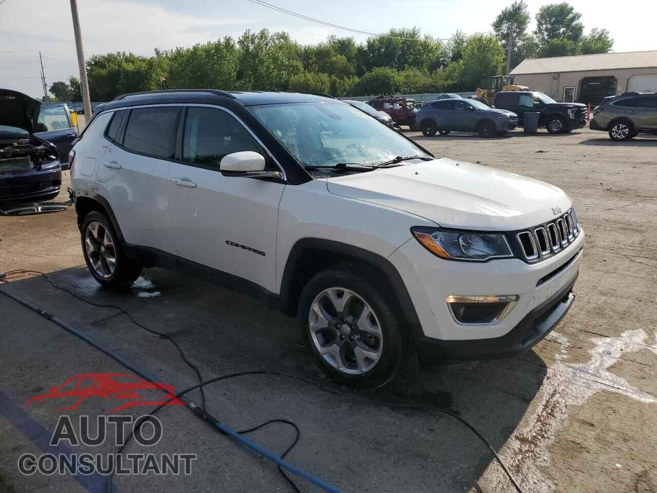 JEEP COMPASS 2018 - 3C4NJDCB5JT397801