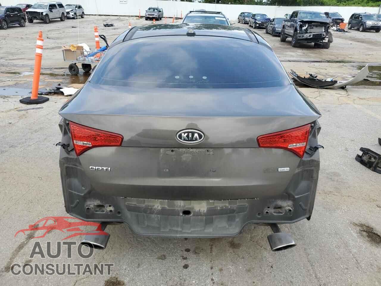 KIA OPTIMA 2011 - KNAGN4A76B5058331
