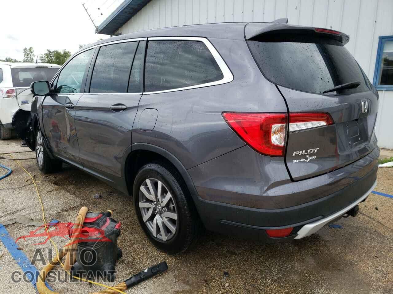 HONDA PILOT 2021 - 5FNYF6H33MB090206