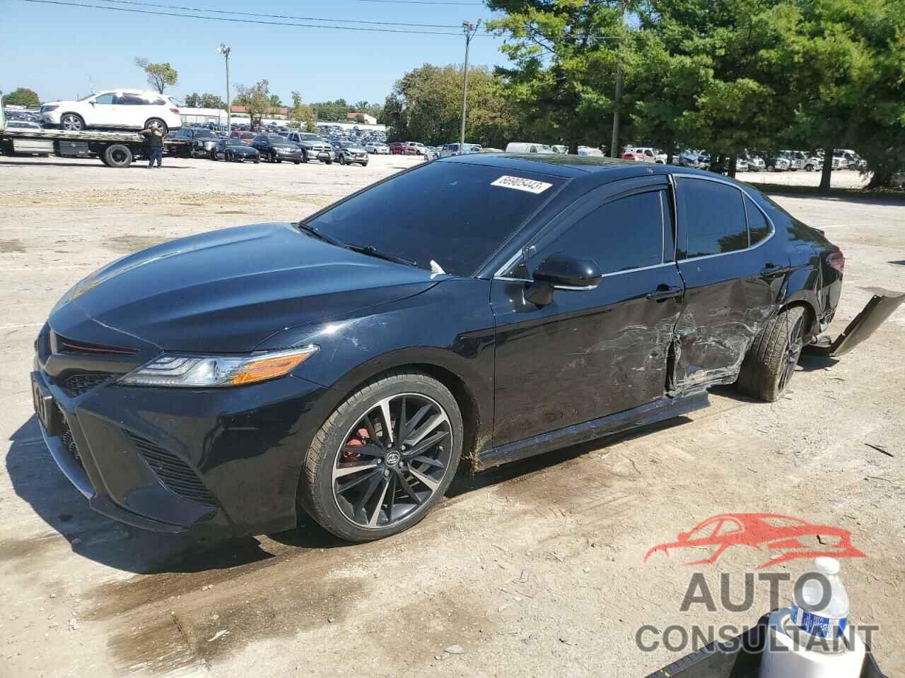 TOYOTA CAMRY 2018 - 4T1B61HK0JU159495