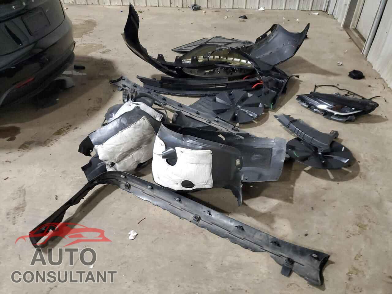 TESLA MODEL 3 2024 - 5YJ3E1EA8RF731232