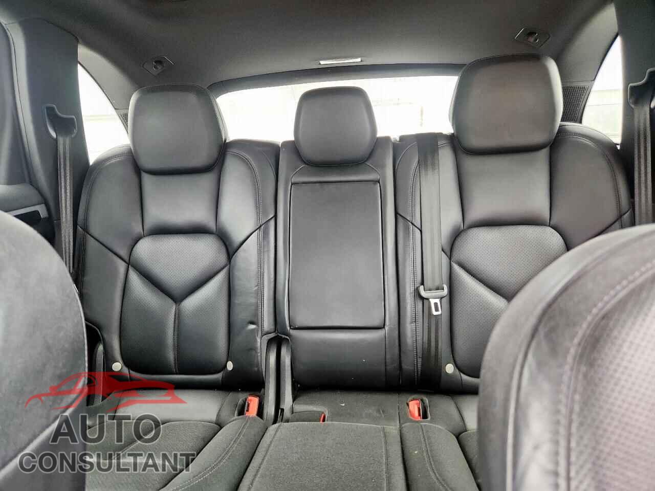 PORSCHE CAYENNE 2016 - WP1AE2A23GLA62064