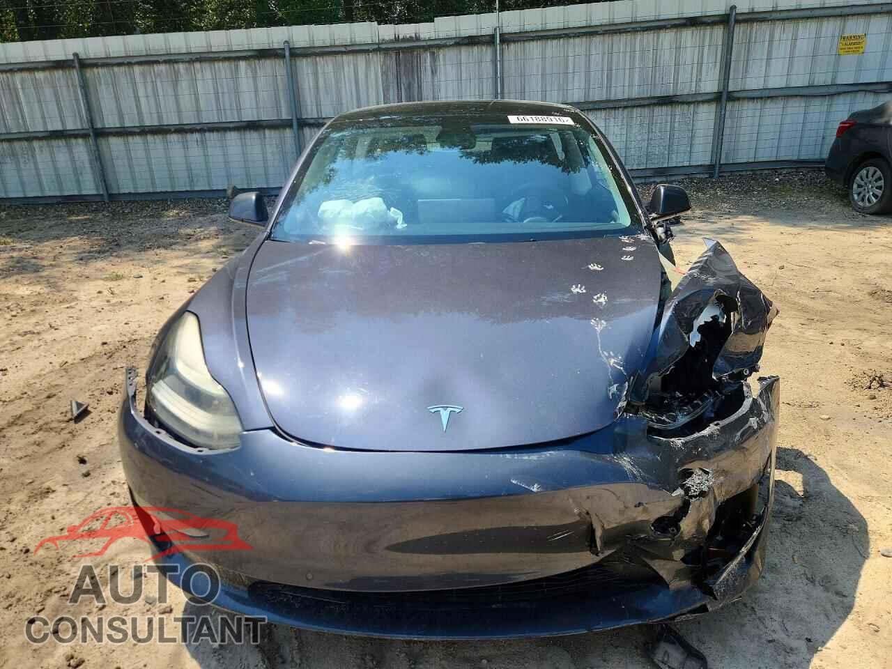 TESLA MODEL 3 2022 - 5YJ3E1EBXNF180501