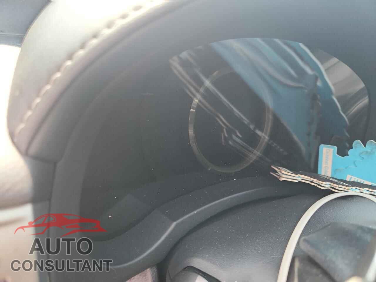LEXUS IS 2014 - JTHCE1D26E5001128