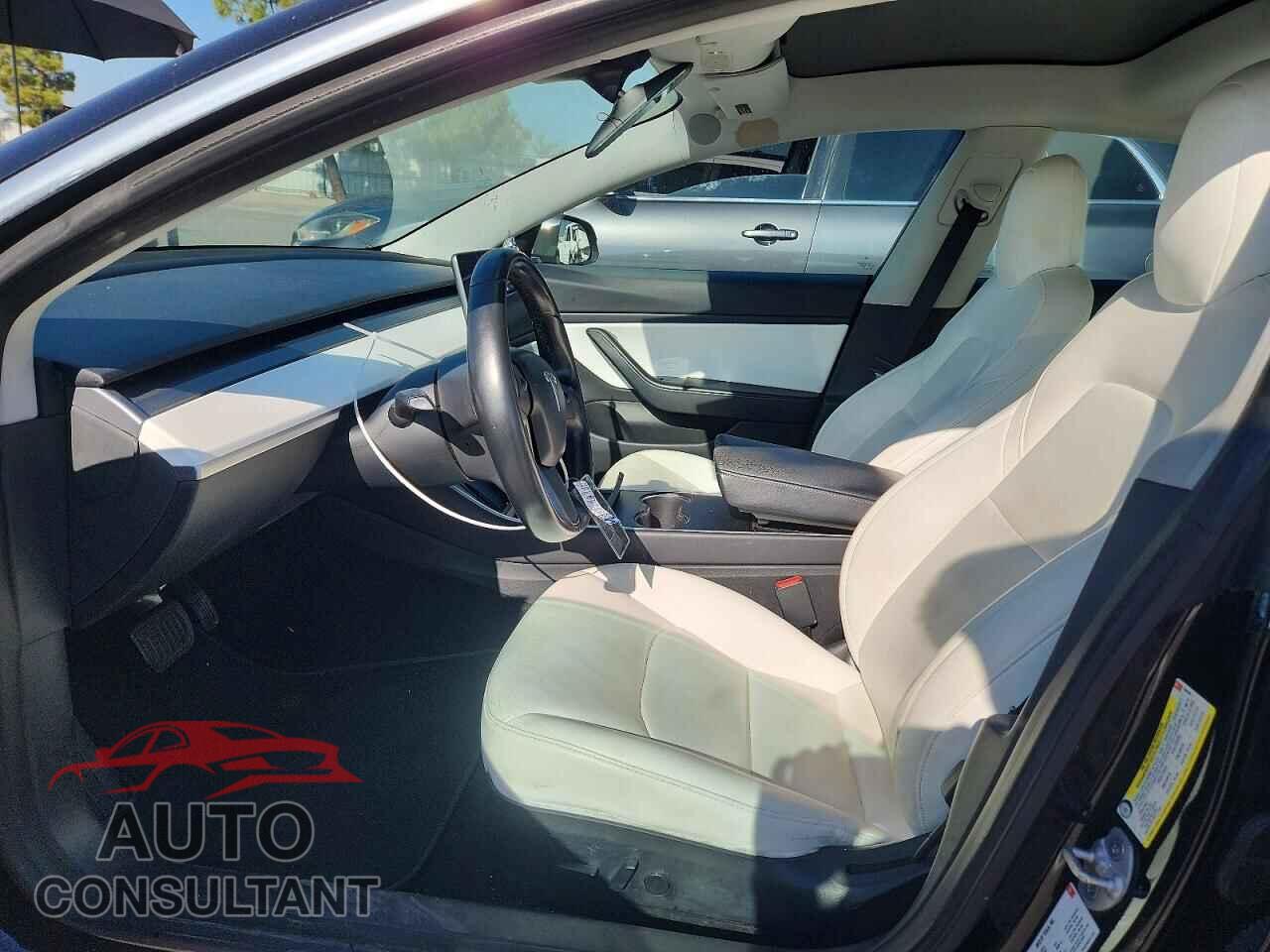 TESLA MODEL 3 2018 - 5YJ3E1EA4JF166305