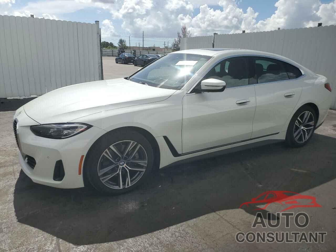 BMW 4 SERIES 2024 - WBA73AV07RFR65563