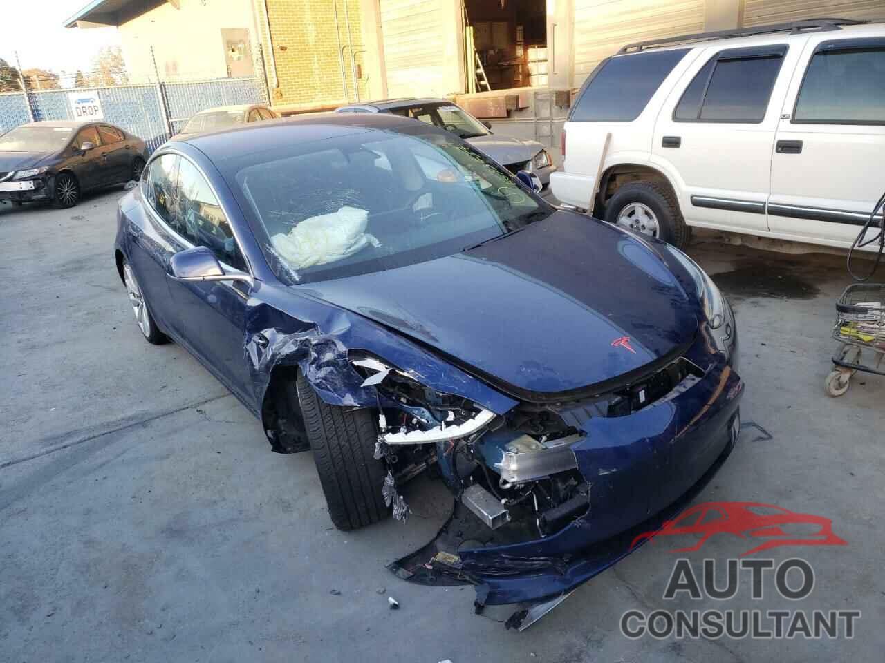TESLA MODEL 3 2018 - 5YJ3E1EA7JF110195
