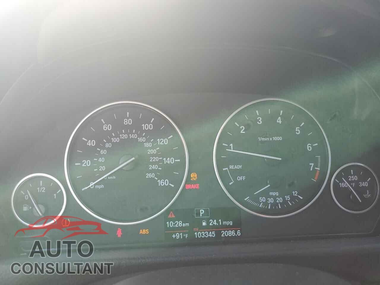 BMW 3 SERIES 2016 - WBA8E5G57GNU19640