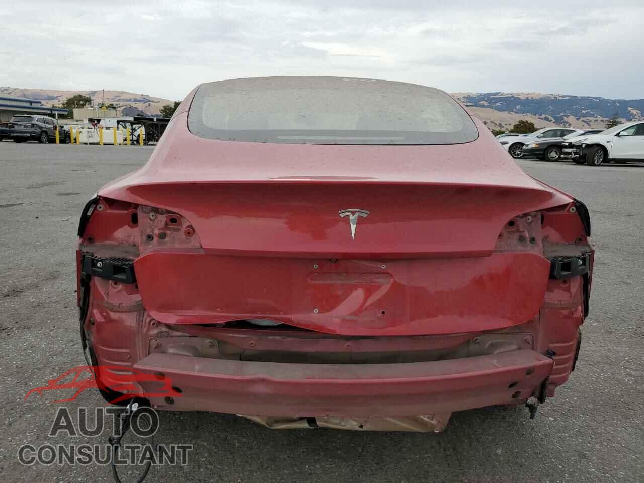 TESLA MODEL 3 2018 - 5YJ3E1EA5JF043063