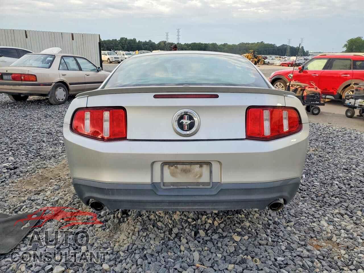 FORD MUSTANG 2011 - 1ZVBP8AM1B5149086