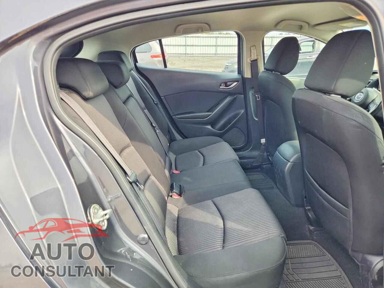 MAZDA 3 2015 - JM1BM1L75F1245892