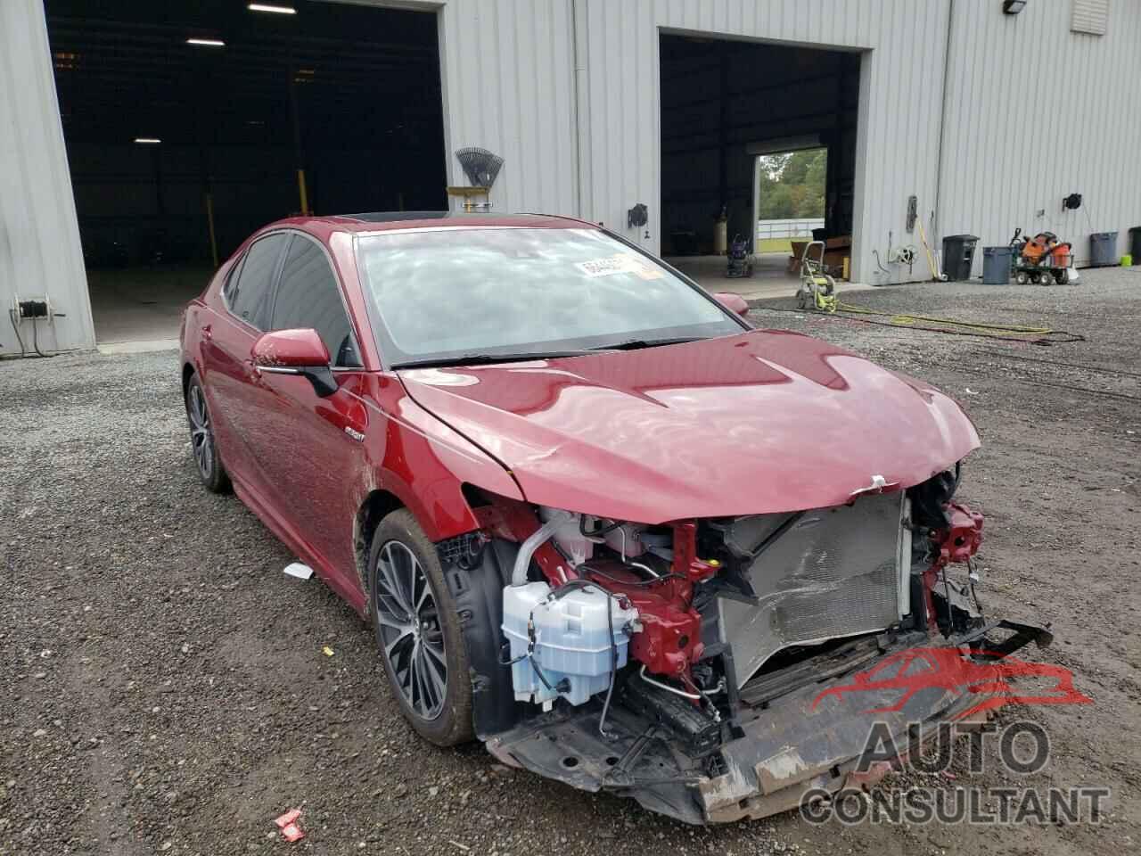TOYOTA CAMRY 2018 - 4T1B21HKXJU504186