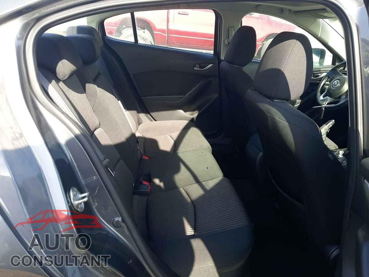 MAZDA 3 2016 - JM1BM1V76G1321196