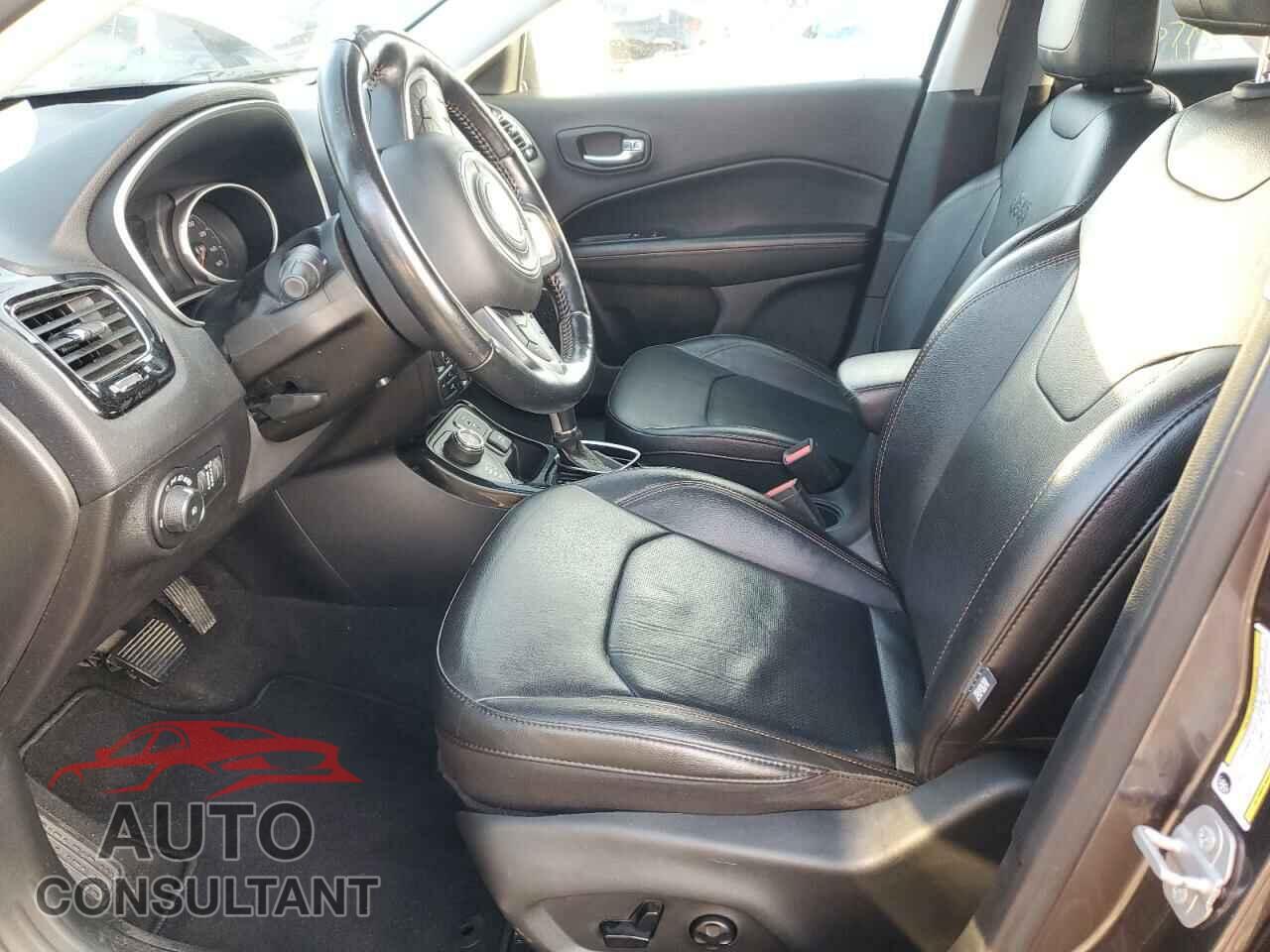 JEEP COMPASS 2020 - 3C4NJDCB4LT157058