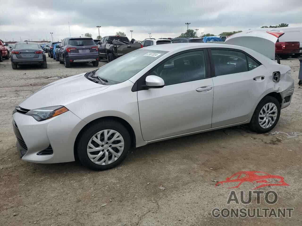 TOYOTA COROLLA 2018 - 5YFBURHE3JP783811