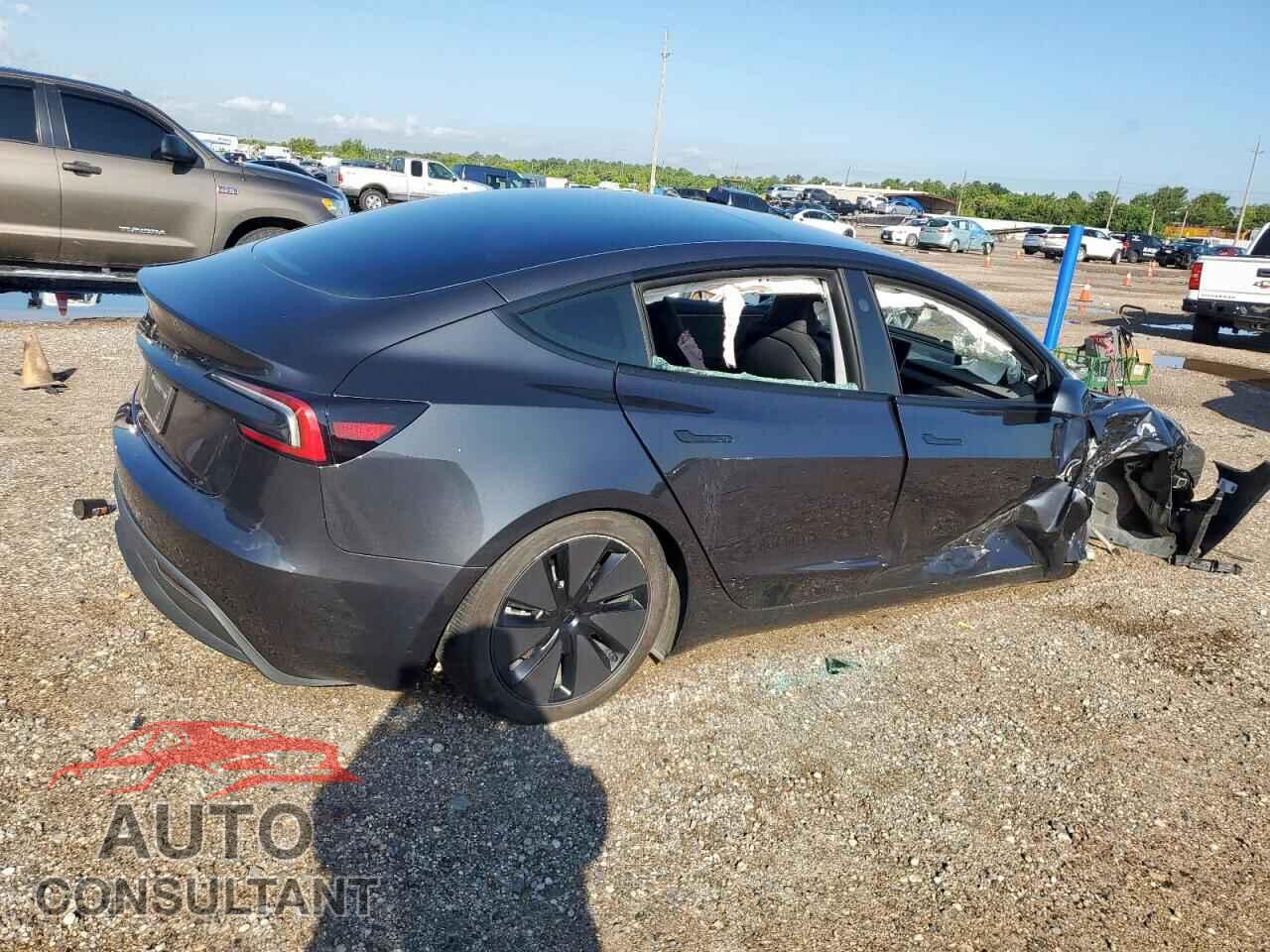 TESLA MODEL 3 2024 - 5YJ3E1EA4RF725802