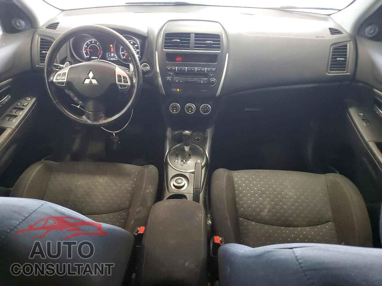 MITSUBISHI OUTLANDER 2011 - JA4AR4AU0BZ025122