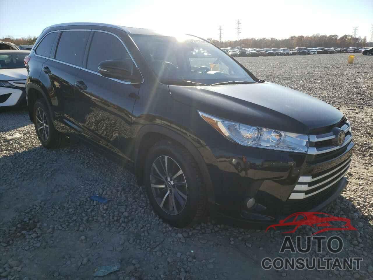 TOYOTA HIGHLANDER 2018 - 5TDJZRFH2JS498793