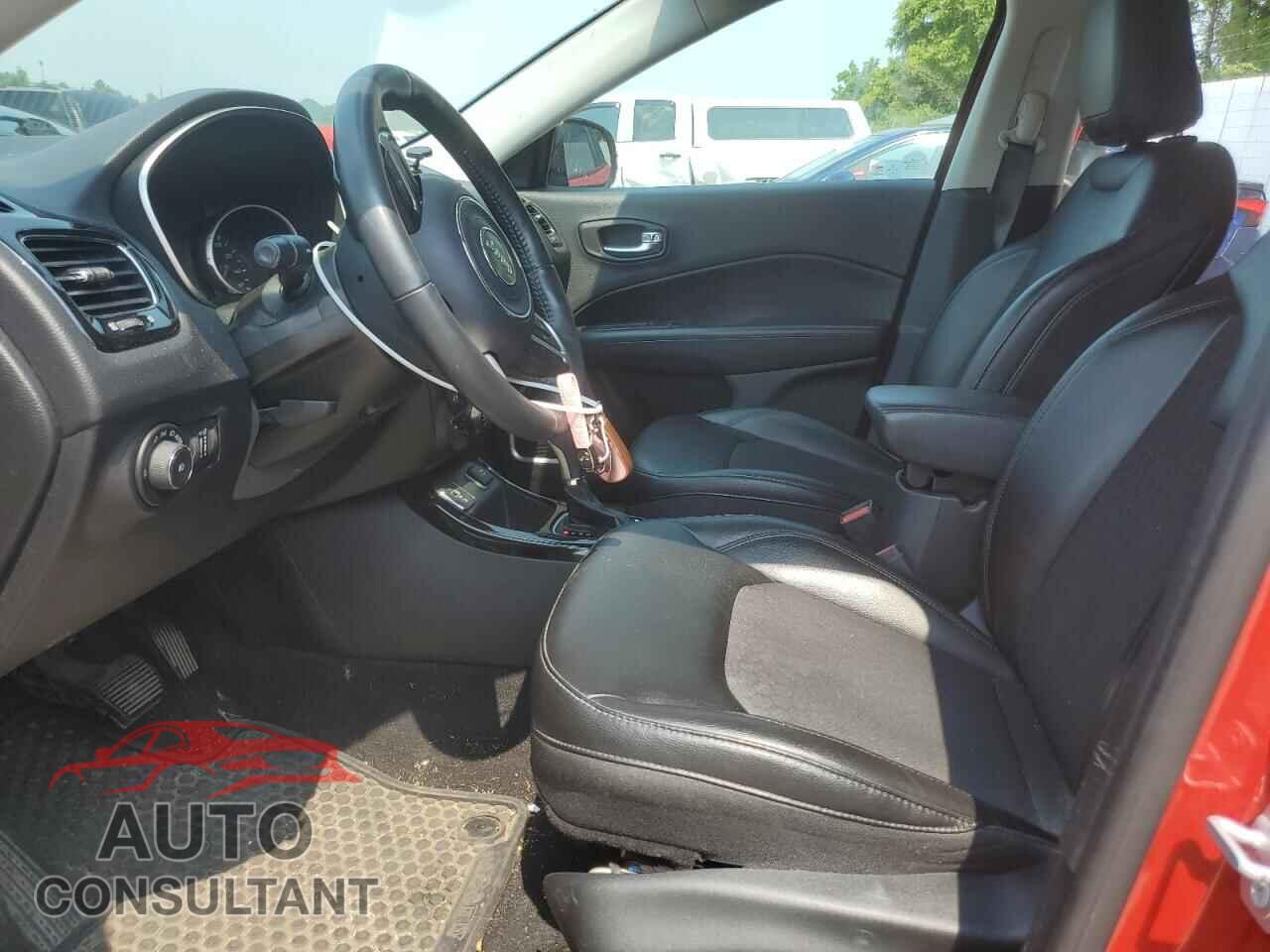 JEEP COMPASS 2018 - 3C4NJCBB4JT338606