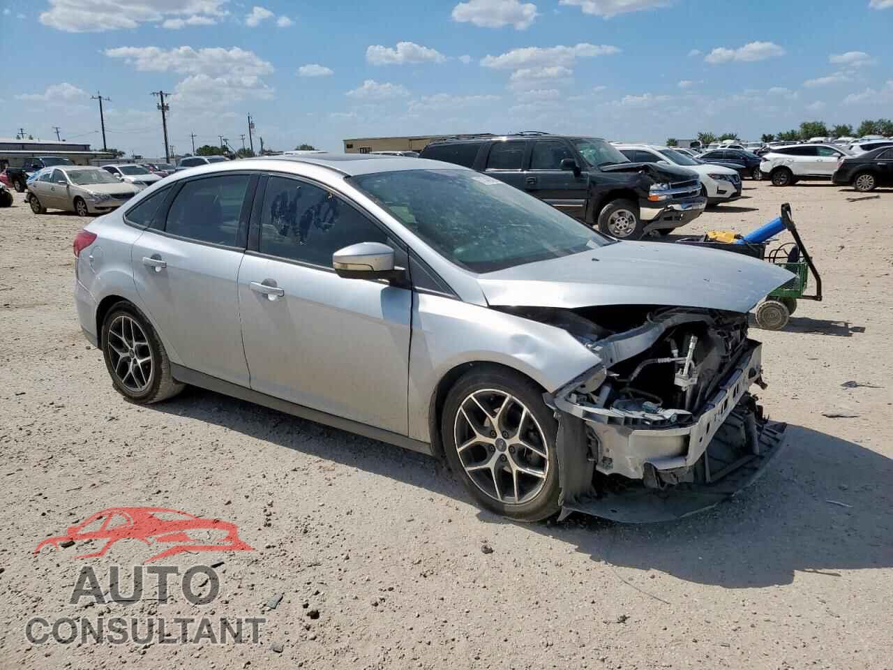 FORD FOCUS 2017 - 1FADP3H28HL266743