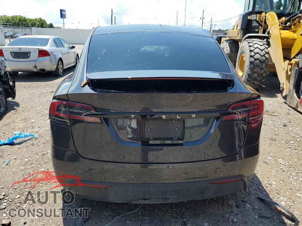 TESLA MODEL X 2023 - 7SAXCAE59PF422735